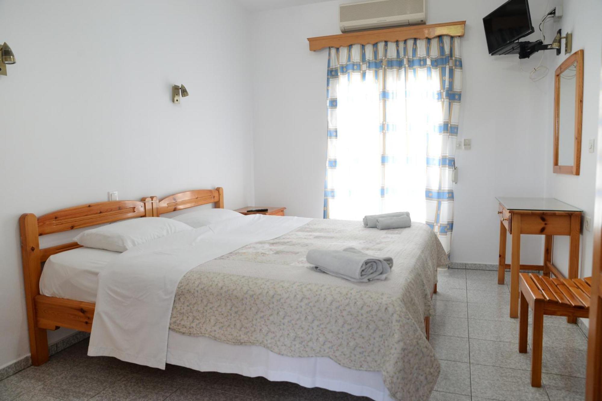 Studios Aeolos Kalymnos Myrties Room photo